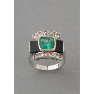 Antique French Art Deco Platinum Diamond And Emerald Ring