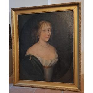 French School, 18th Century, Presumed Portrait Of Françoise Martin De Champoléon, H 70 Cm W 57