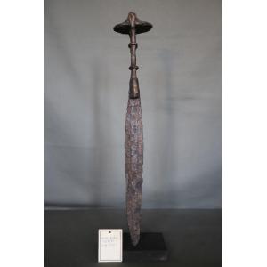 Iron Sword Known As "masks" - Luristan (louristan), 1100-700 Bc