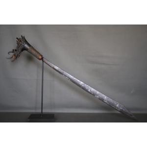 Sabre Called Mandau Of The Dayak People - Borneo Islands, First Half Of The 20th Century