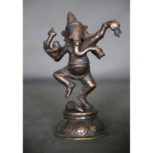 Antique Bronze Statuette Of Dancing Ganesh - India, 20th Century