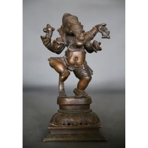 Antique Bronze Statuette Of Dancing Ganesh - India, 20th Century