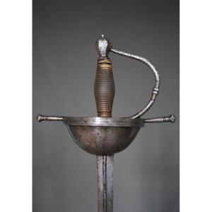 Spanish Rapier (sword) With A Tang - Spain, Late 17th-first Half Of The 18th Century