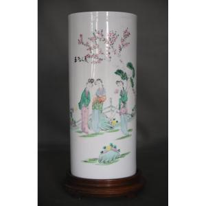 Chinese Porcelain Scroll Vase - China, Circa 1900