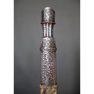 Himalayan Patag Dagger - Bhutan Or Tibet, Early 20th Century Or Earlier