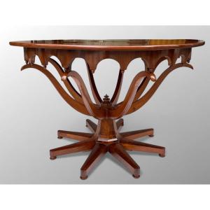 Early 19th Century Pedestal Table, Mahogany And Mahogany Veneer. Northern Italy.
