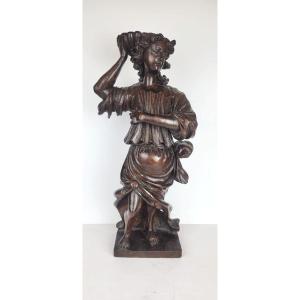 Sculpture Of A Young Lady - 18th Century