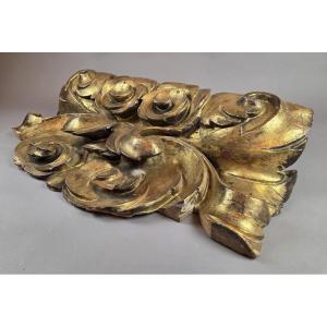 Ornamental Pediment In Carved And Gilded Wood, Italy 18th Century