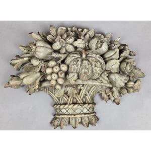 Carved And Patinated Wooden Fruit Basket, Late 19th Century
