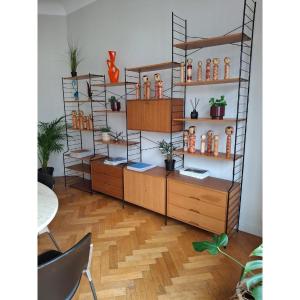 Modular Shelving Unit In Wood And Metal – 1970s