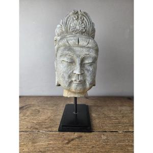 Guanyin Head In Stone On A Base, Early 20th Century 