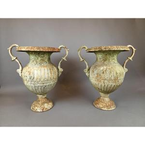 Pair Of 19th Century Cast Iron Medici Basins