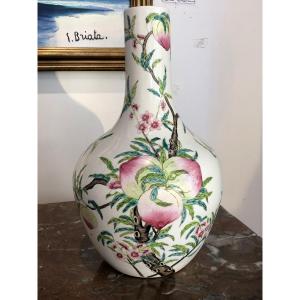 Vase “with Peaches Of Longevity” Chinese Porcelain Republic Period 