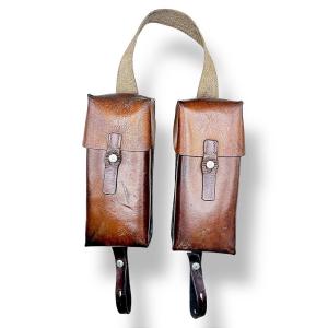Pair Of Swiss Army Cartridge Pouches For Submachine Guns - 1945