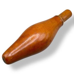 Turned Boxwood Powder Flask – 19th Century – In Very Good Condition