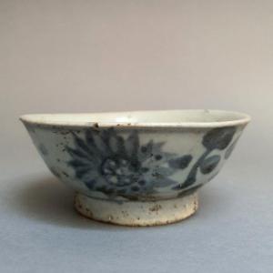 Porcelain Stoneware Cup, South Asia 1400 To 1600 Ad