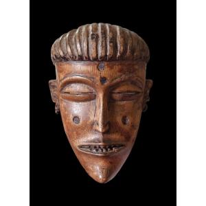 Tchokwe Dance Mask, Democratic Republic Of Congo. First Half Of The 20th Century.