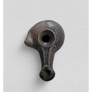 Hellenistic Oil Lamp, Similar To The Howland 28a Magna Graecia Group, 4th-3rd Century Bc