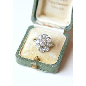 Edwardian Oval Cluster Ring With 2.95 Cts Diamonds On Platinum