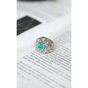 2.10 Cts Colombian Emerald And Diamonds On Platinum Ring