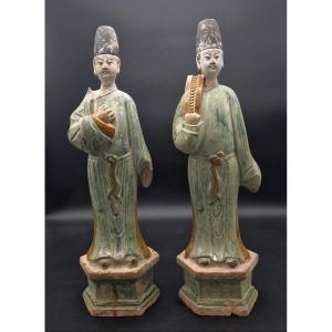 China - Pair Of Grand Dignitaries On Pedestal - Ming Dynasty - Tl