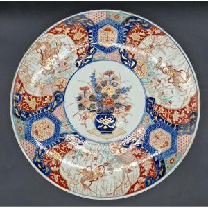 Japan - Large Round Dish - Imari - Meiji - 19th Century.