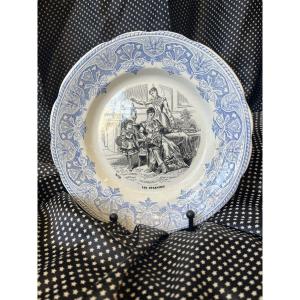 Rare Faience Plate « Les Etrennes » By Creil & Montereau