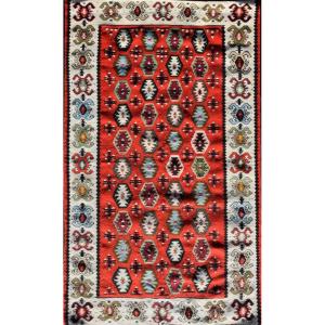  Turkish Kilim Rug: 1.00 X 1.55 Meters