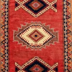 Moroccan Carpet (taznakht), Middle Atlas, Mid-20th Century: 150x250 Cm "galerie Sardje"