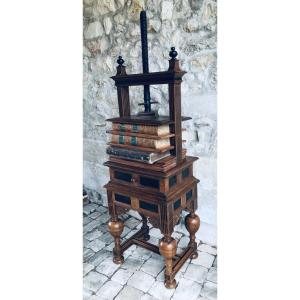 Presse à Lin  D’époque XVlle 