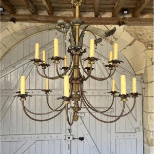 16-arm Chandelier