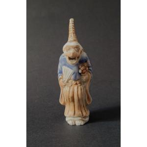 Okimono - Monkey Disguised As A Sambaso Dancer - Porcelain - Late 19th Century