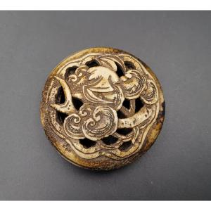 Netsuke Ryusa Manju - Bat And Reishi Mushroom - Deer Antler - 19th Century - Japan
