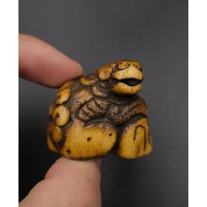 Netsuke - Shishi On A Rock - Japan - 19th Century - Deer Antlers