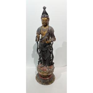 Japanese Kannon Buddha Sculpture - Japan 