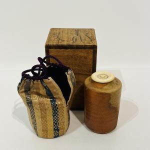 Japanese Ceramic Tea Caddy (shiragaki) - Japan