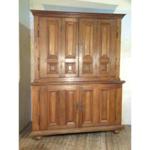 Large Old Oak Corner In Two Bodies