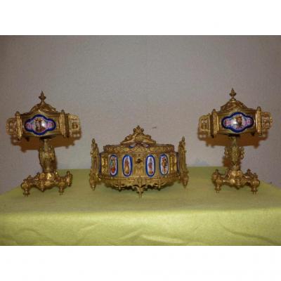 Gilt Bronze Trim Renaissance Box And Cassollettes