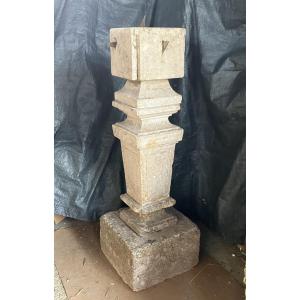 18th Century Gnomonic Block Or Multiple Sundial In Limestone