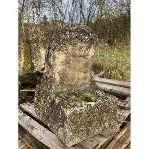 Important Stone Sculpture, Pillar Head Or Garden Ornament, Allegory Of Winter