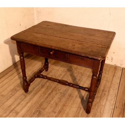 Small Lorraine Table In Oak 18th