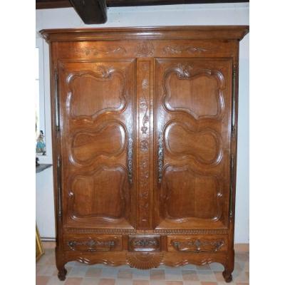 Beautiful Small Lorraine Wardrobe 18th Fleur-de-lys Crowned