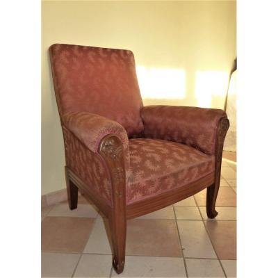 Art Nouveau Shepherdess In Blond Mahogany With Clematis Ecole De Nancy