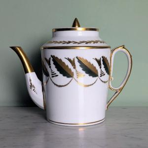 Locré Manufactory - Painted And Gilded Porcelain Liter Teapot - Empire Period