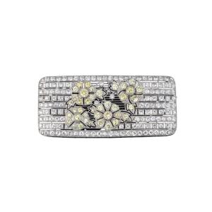 A Platinum Brooch Set With Diamonds
