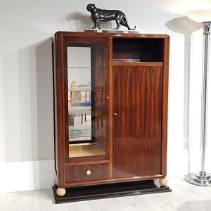 Art Deco Shop Window