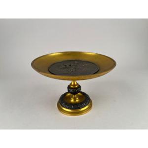 Cup In Golden Metal And Bronze With Black Patina, Venus And Cupid XIXth Century