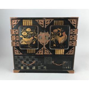 Japanese Lacquer Cupboard XIXth Century