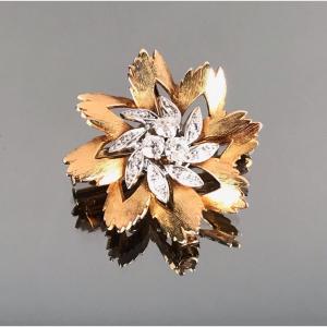 Brooch In Gold And Diamonds, XXth Century