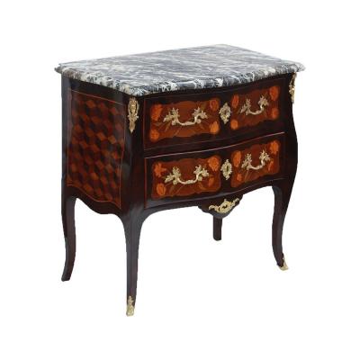 Louis XV Period "sauteuse" Commode